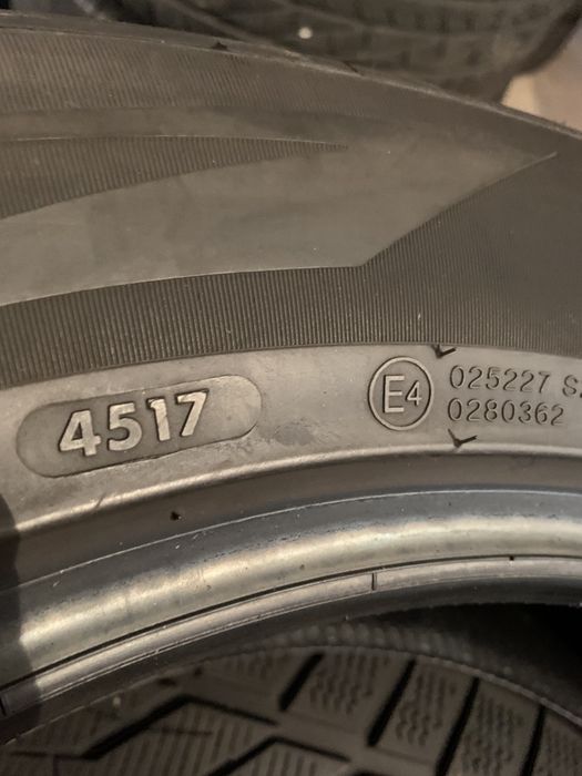 anv M+S 225/60/18 Pirelli/Vredestein