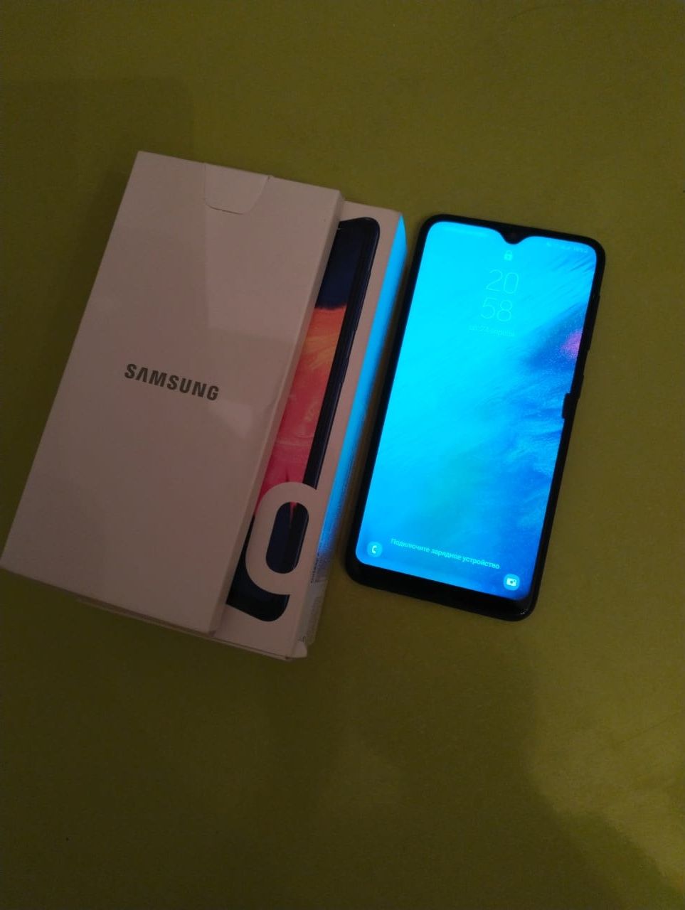 Samsung A10, Самсунг А10 В хорошем состояний