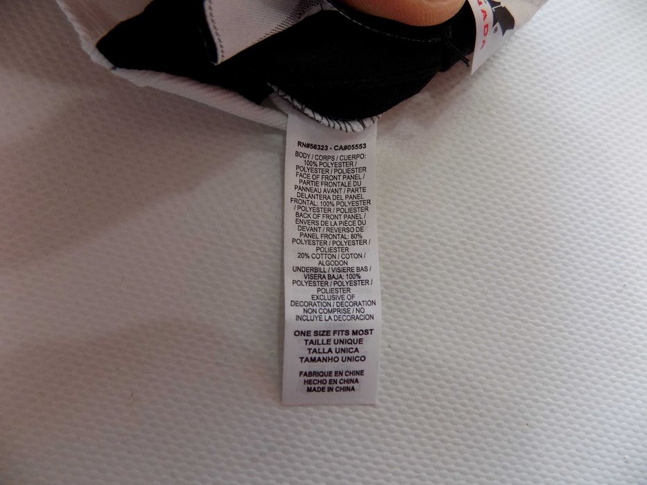 нова шапка/шапки nike canada  peak performance rains оригинална мъжка