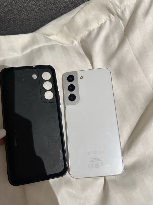 Samsung Galaxy S22 5G – ca nou, fără zgârieturi