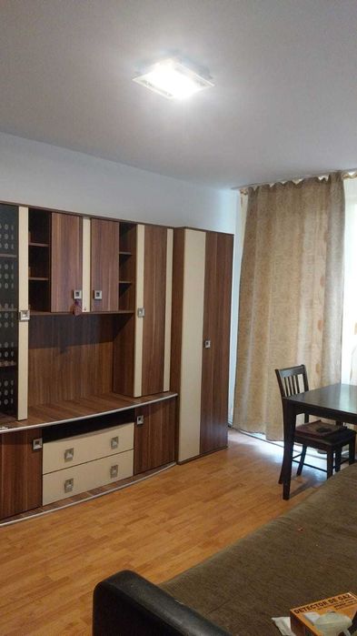 Vand apartament 2 camere Carpati 1