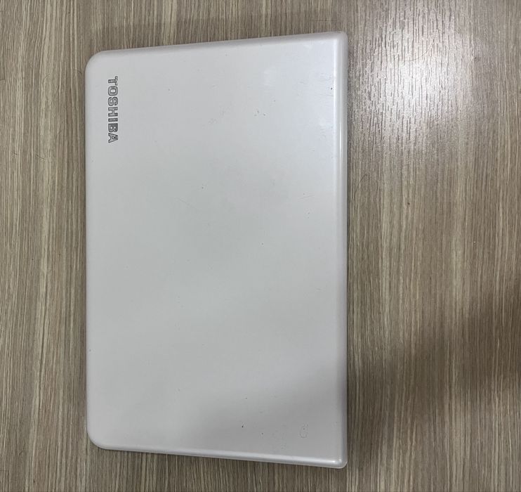 ноутбук Toshiba Satellite C50-A550