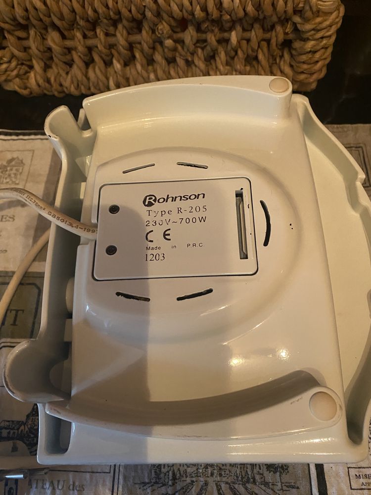 Sandwich maker Rohnson + tocator ceapa manual