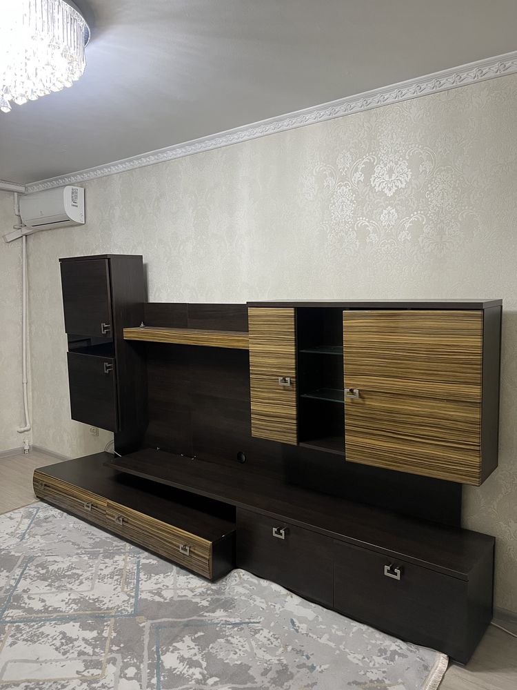 Стенка в гостиную