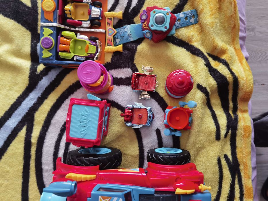 Jucarii superzings\superthings vechi