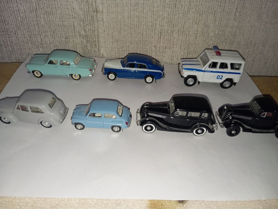 Продам модели старинных машин