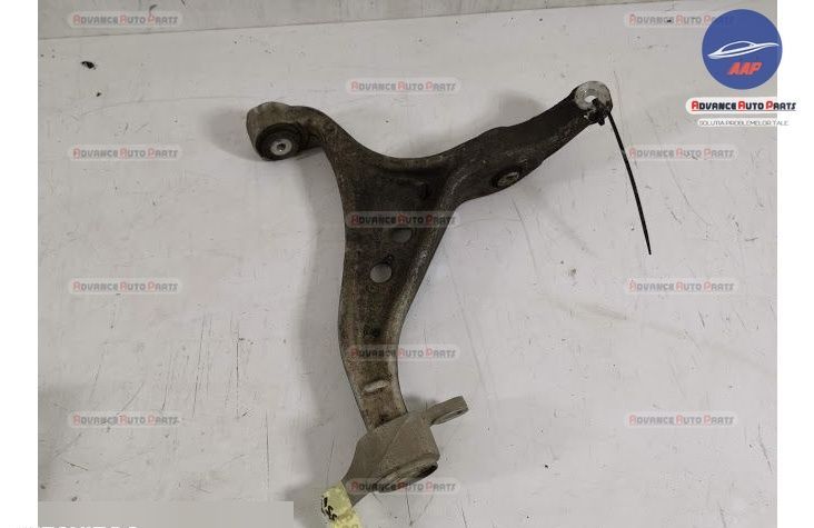 Оригинален десен преден носач за Мерцедес-Бенц М-Клас / Mercedes-Benz