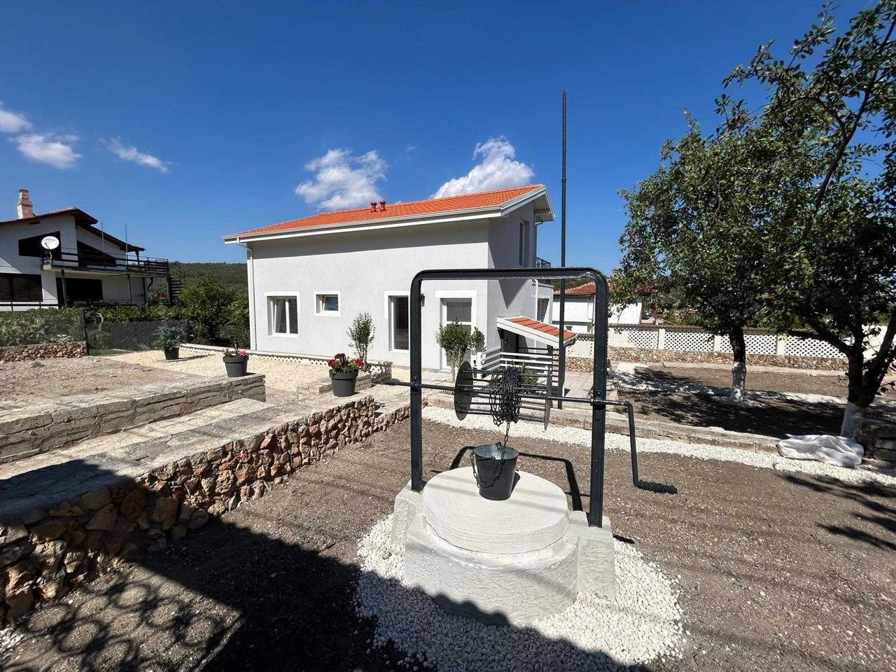 Продава се Къща в Балчик - 168 кв.м за 1399 €/кв.м - Снимка #1