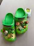 Яркие, крутые Кроксы Crocs Майнкрафт, понравятся любому ребенку