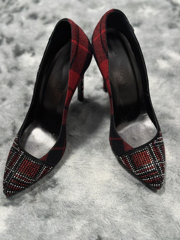 Оригинални дамски официални обувки на висок ток