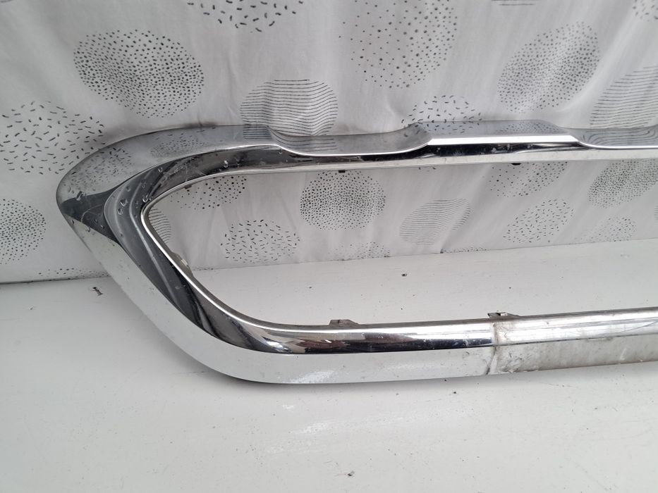 Лайсна грил решетка броня Mercedes X253