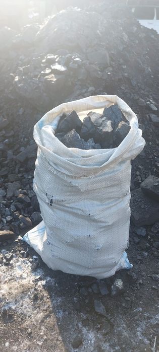 Уголь Дрова в мешках и машинами
