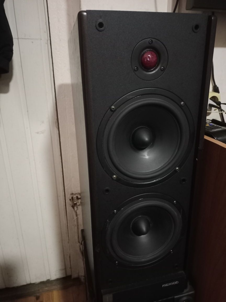 Продам колонки microlab solo7