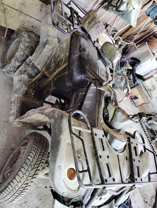 Vând ATV Loncin 250.