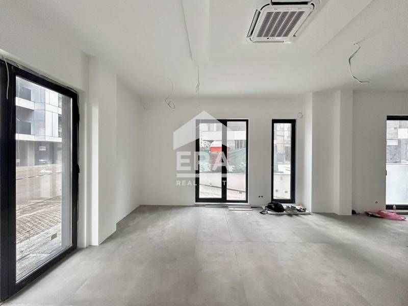 Дава се под наем Магазин в София, Кръстова вада - 74 кв.м за 2400 € - Снимка #3