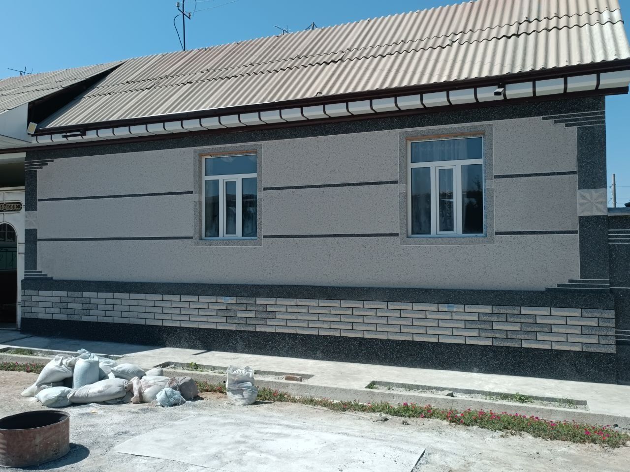 Малакали усталар ўз хизматини таклиф қилади

Тошсувоқ хизмати ва ТРА