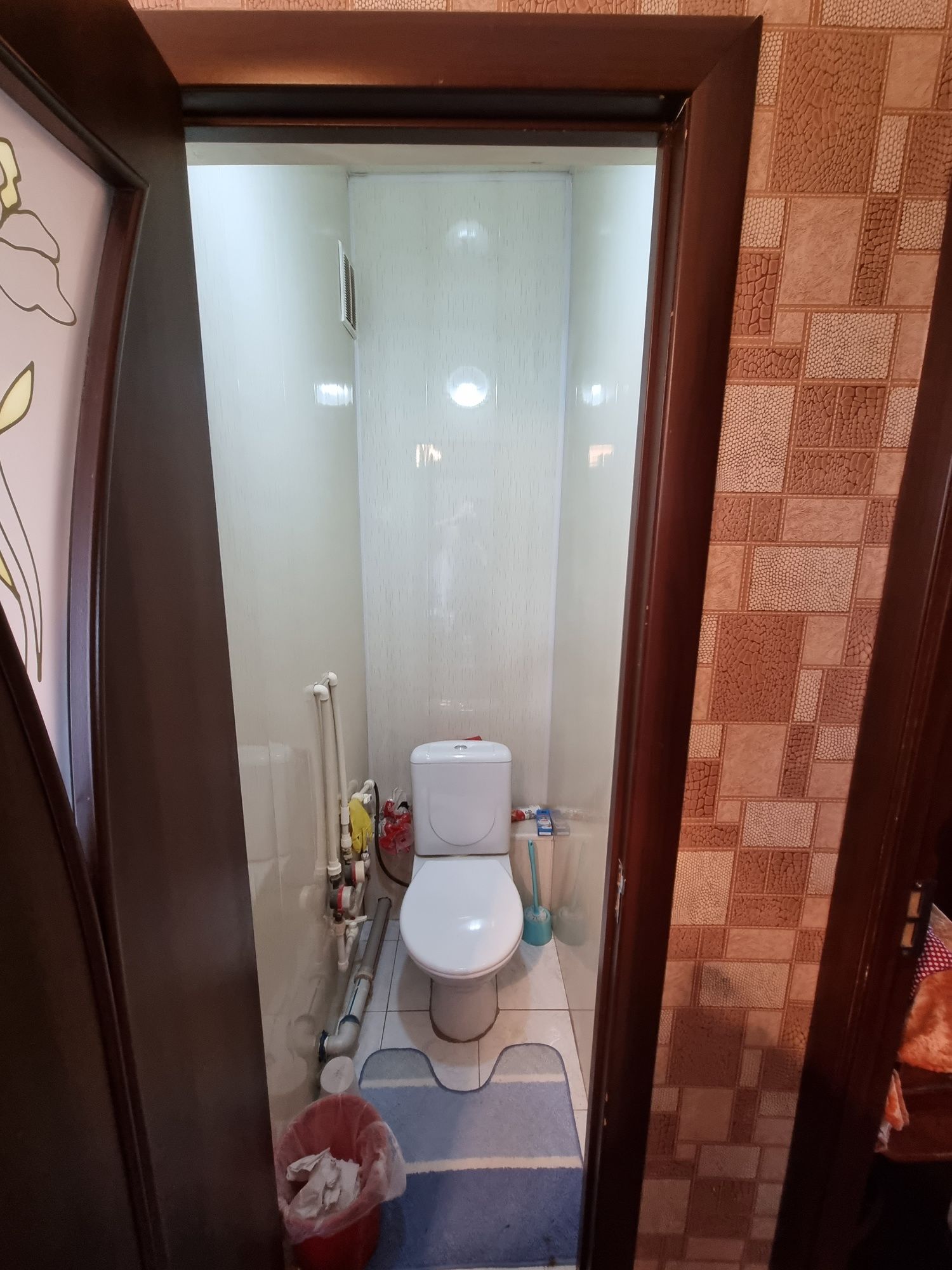 Продаётся 2х комнатная квартира.
