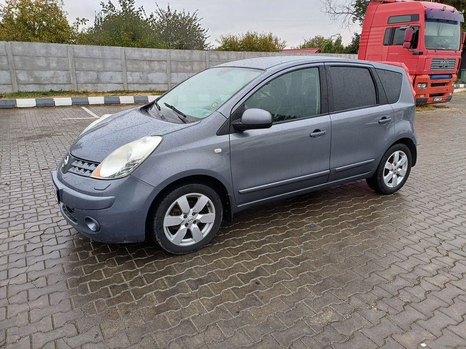 Nissan note 15 dci
