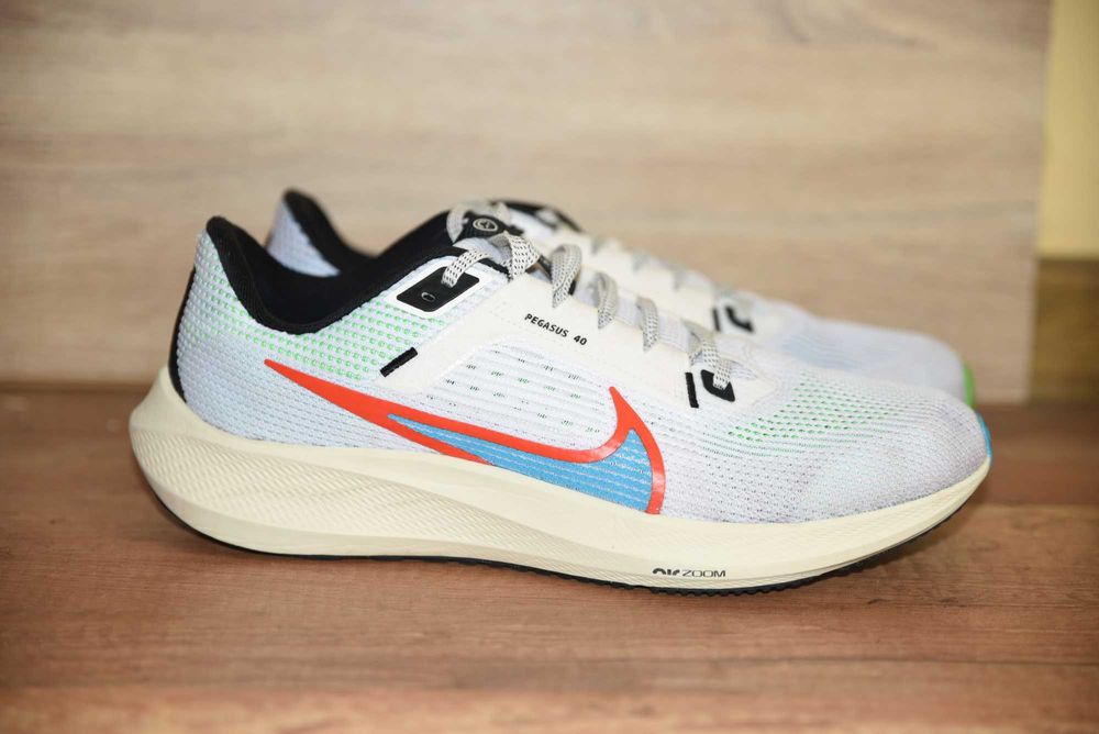 NIKE оригинални мъжки маратонки номер 44,5