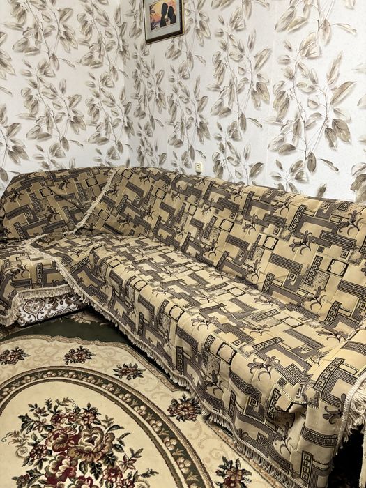 Продам диван угловой,кресло