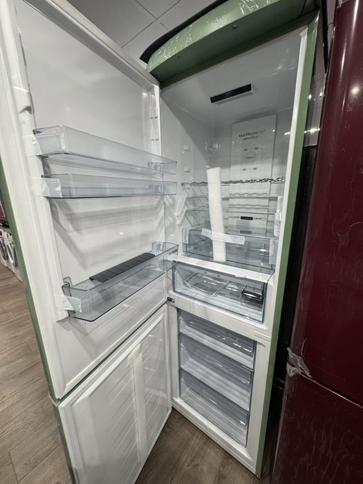 Ретро хладилници GORENJE , A+++