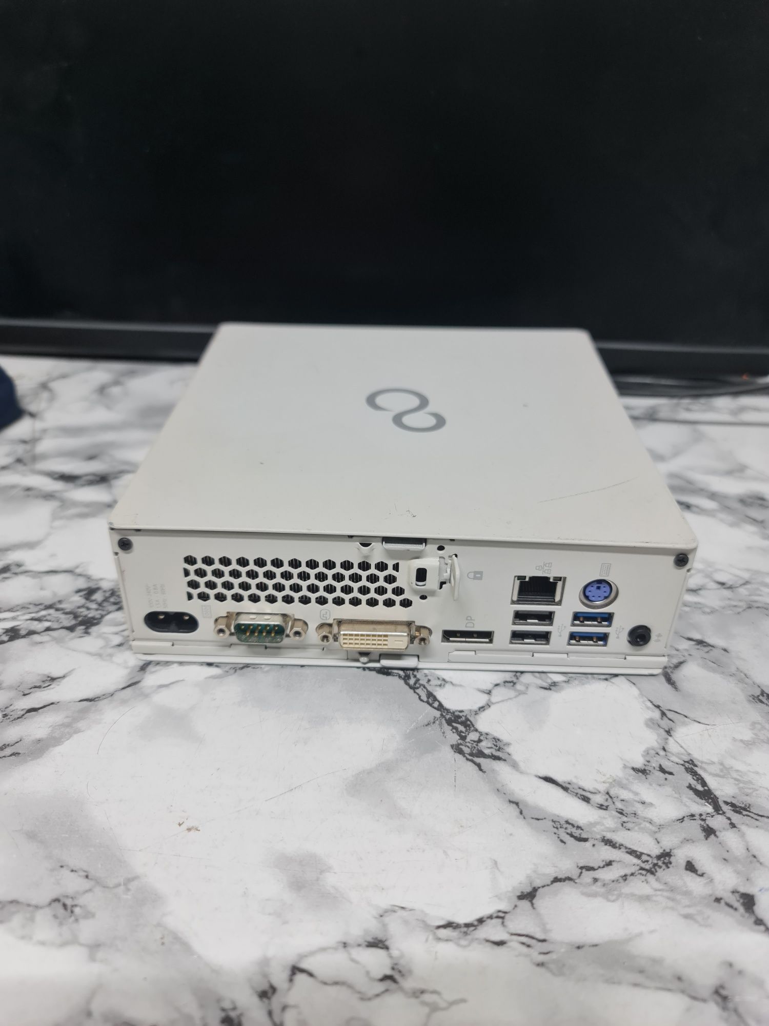 Mini pc cu i5 gen6/ ssd si 8g ram