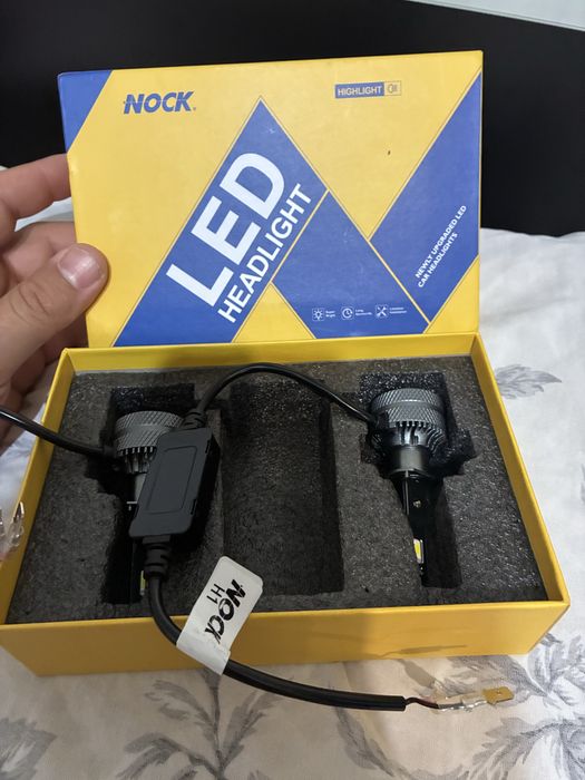 Крушки за лек автомобил H1.