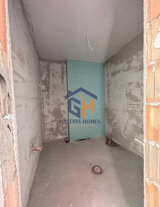 Тристаен апартамент в центъра на София до метростанция Опълченска