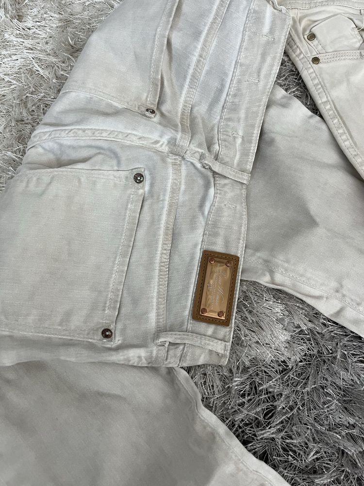 Лот от дънки на Zara