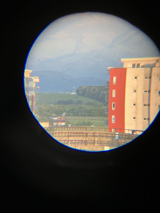 NOU Mini monoclu puternic