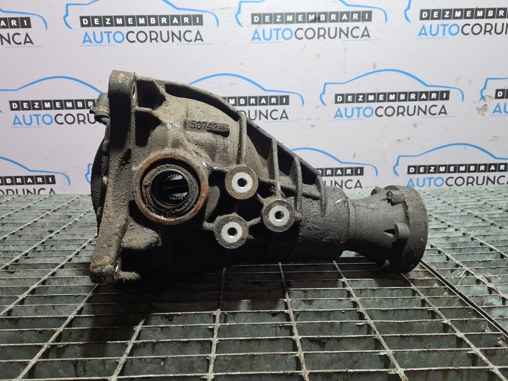 Cutie de Tranfer Grup Fata Jeep Cherokee III 2.5 D 2001 - 2008 143CP Manuala 5 Trepte ...