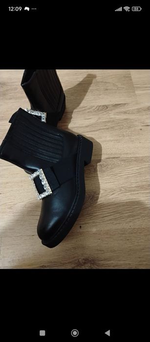 Дамски нови боти