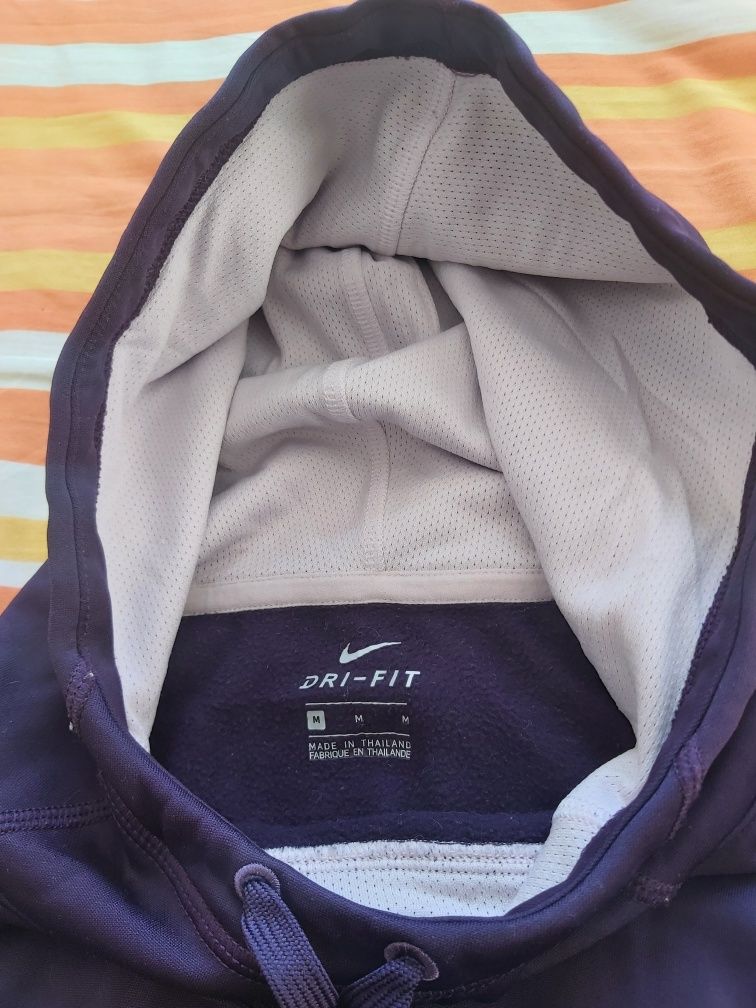 Блуза и суичър на Nike и горнище Joma