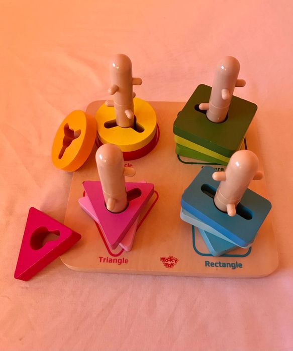 Играчки дървени на символични цени