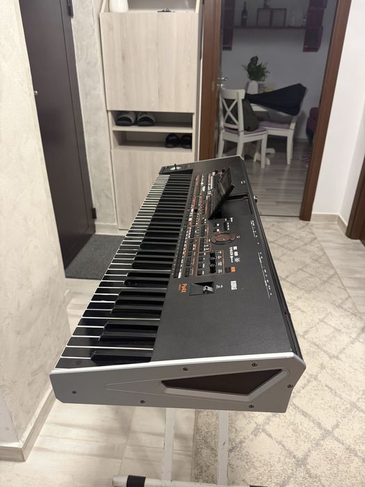 Korg pa 4x oriental 76keys