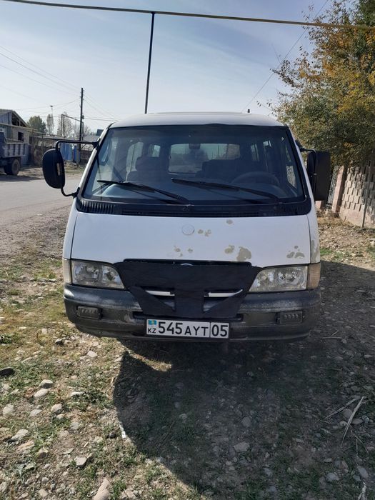 Ссанг ионг истана 2001