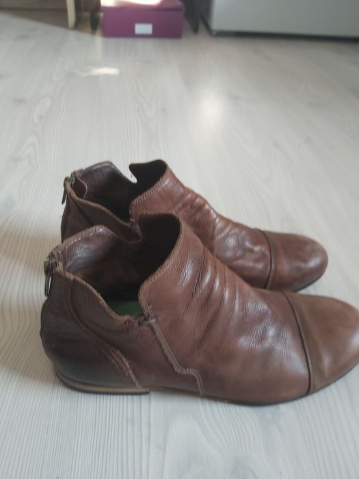 Ghete piele barbari mărimea 40