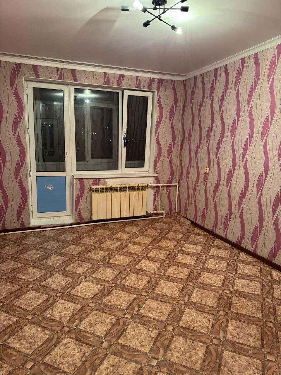 Продается двух комнатная квартира в мкр. Жилгородок