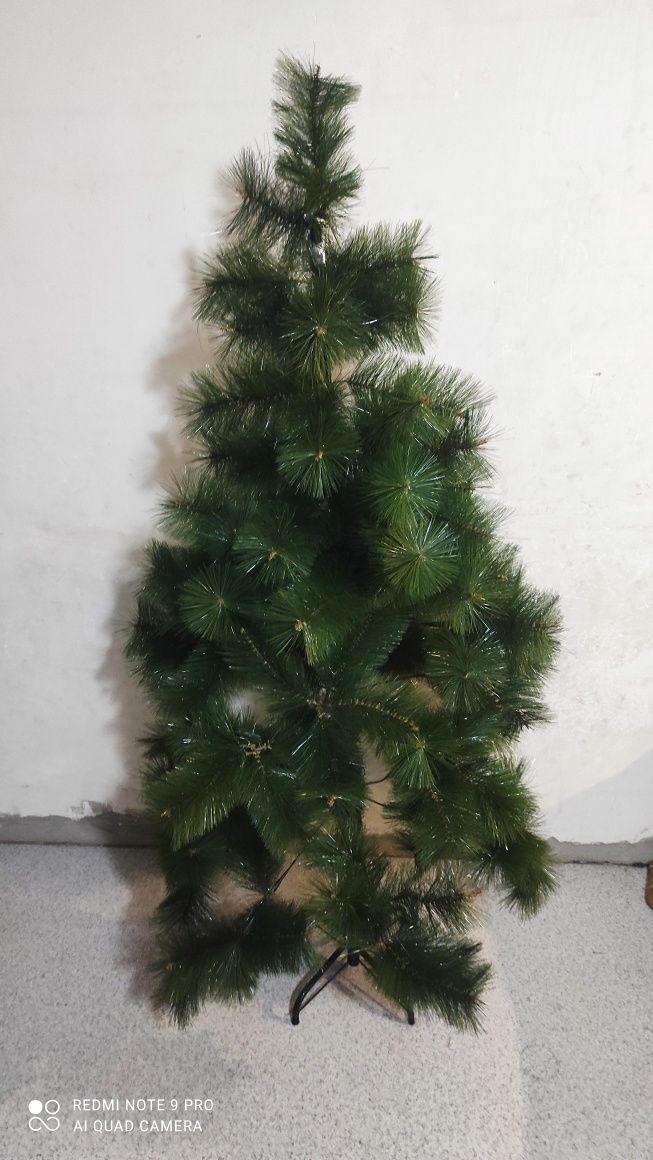Продам новогоднее дерево