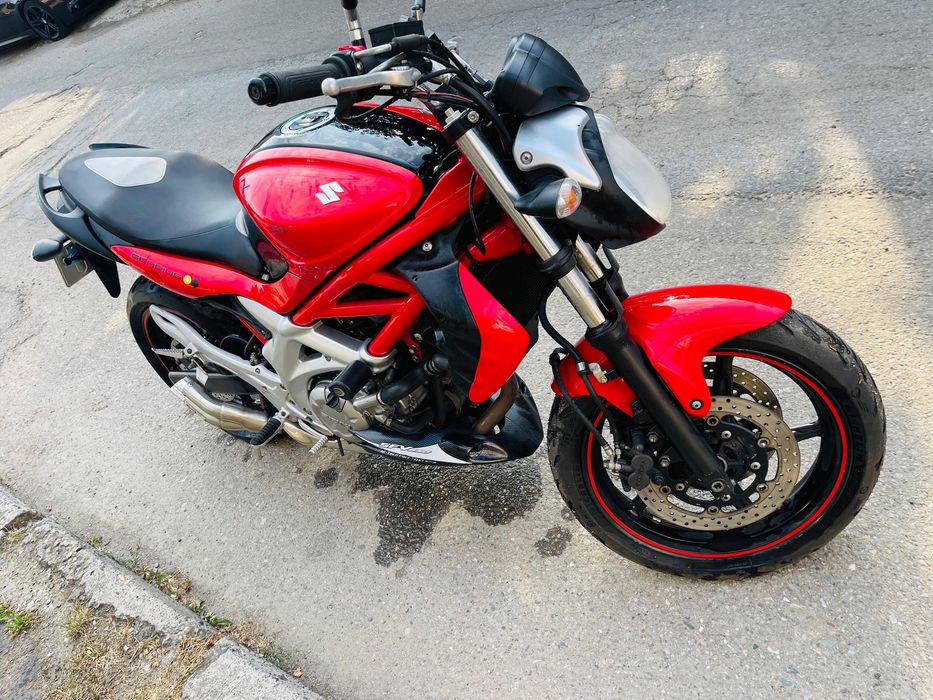 Suzuki gladius sv650 53kw A 15.200km