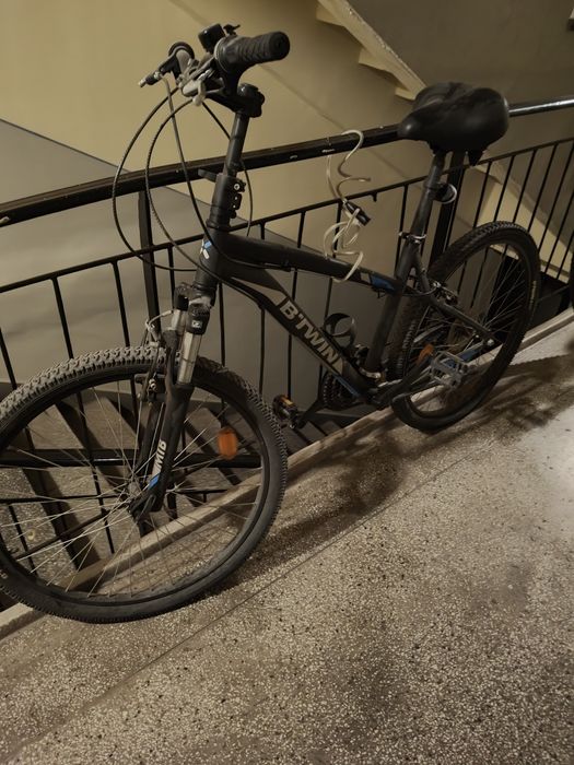 Bicicleta b twin cu ghidon reglabil