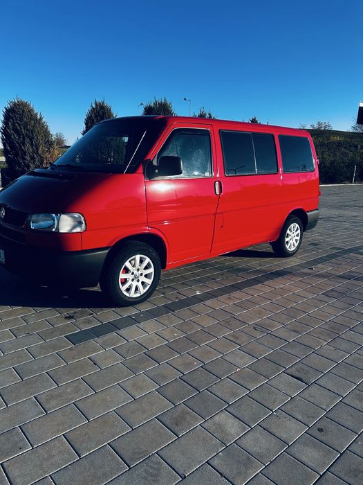 Wolkswagen Caravelle T4 Transporter 8+1 locuri , recent vopsit