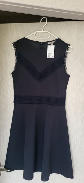 Красива дамска рокля