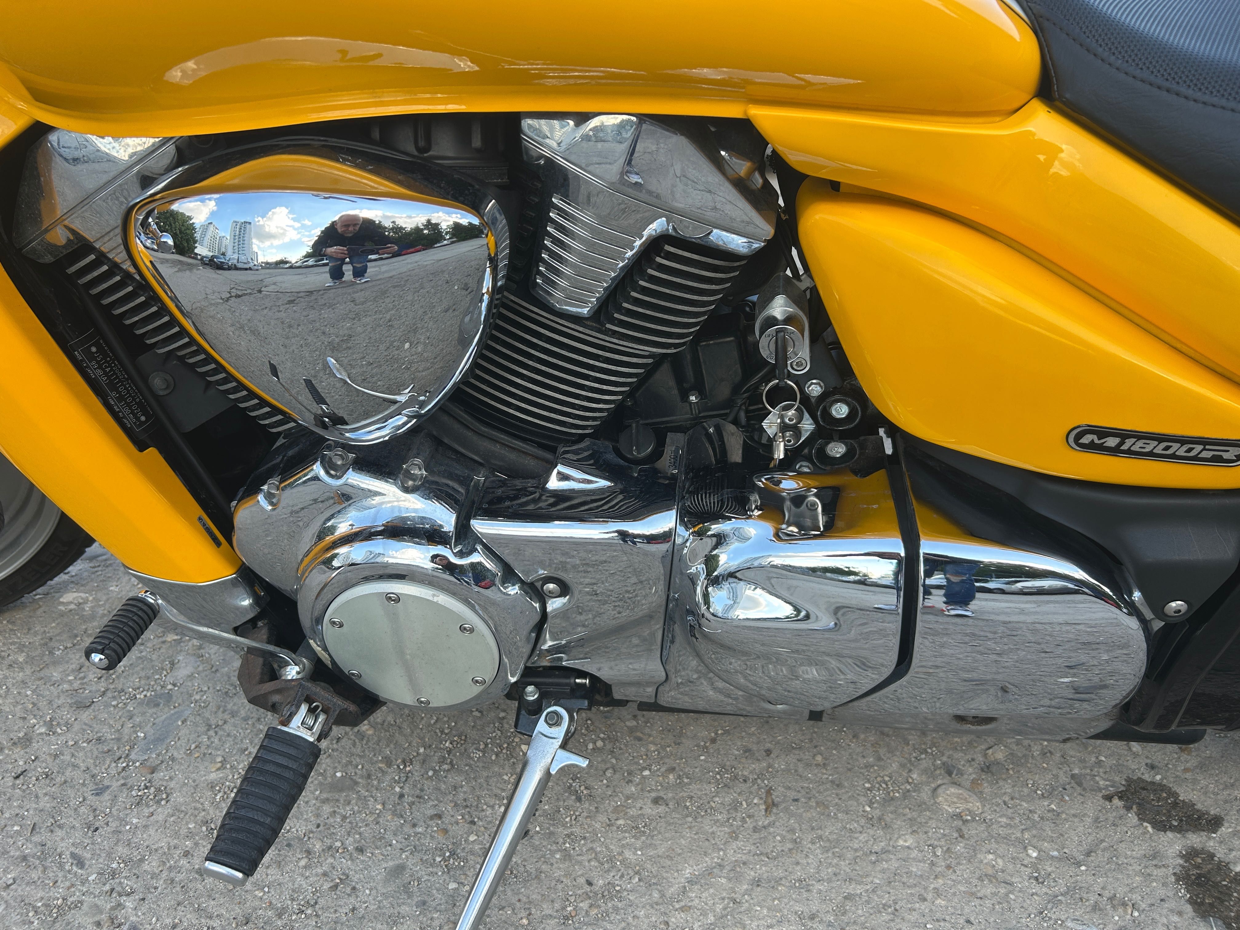 Suzuki Intruder VZR1800