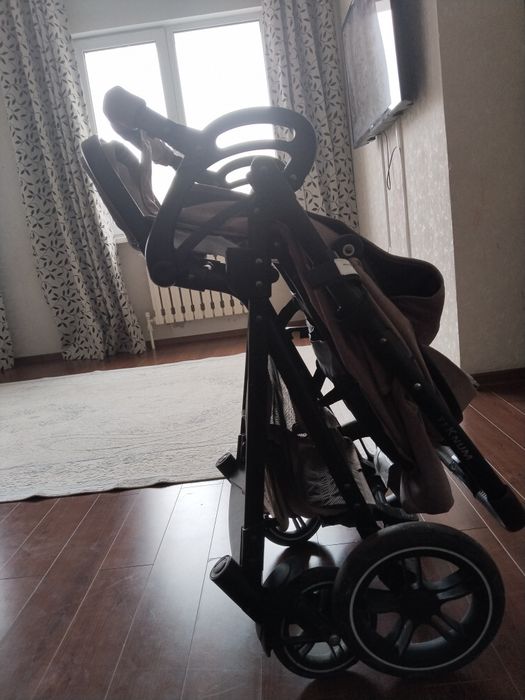 Детская зимняя коляска