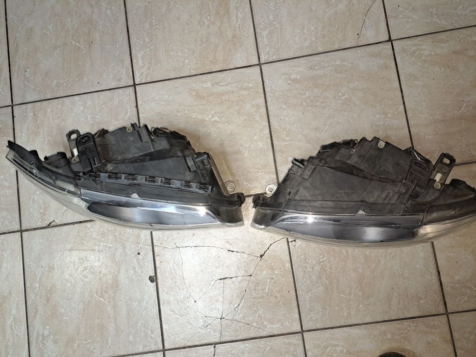 Faruri  BMW seria 1  E87 stânga, dreapta europa