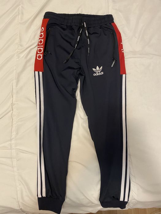 Pantaloni de trening Adidas