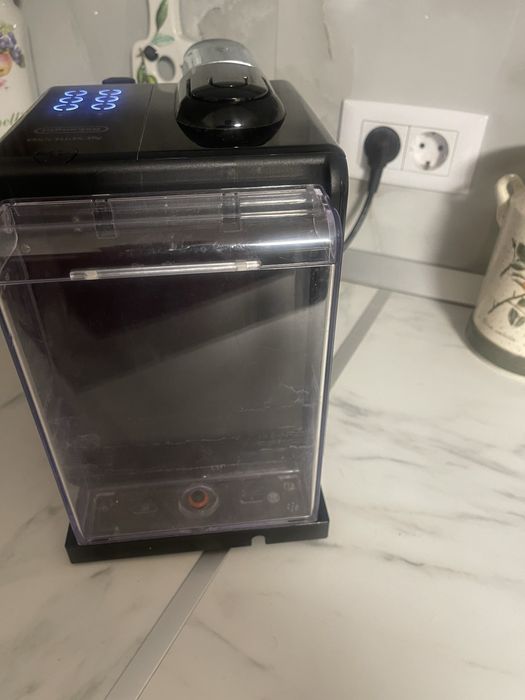 Aparat cafea Nespresso  Delonghi