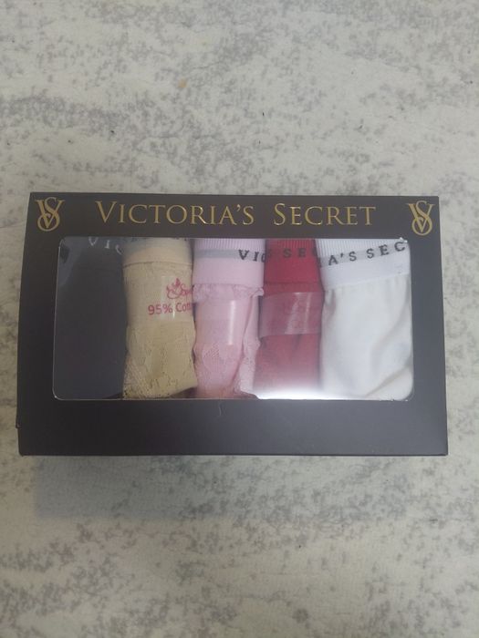 Set lenjerie femei victoria s'secret!