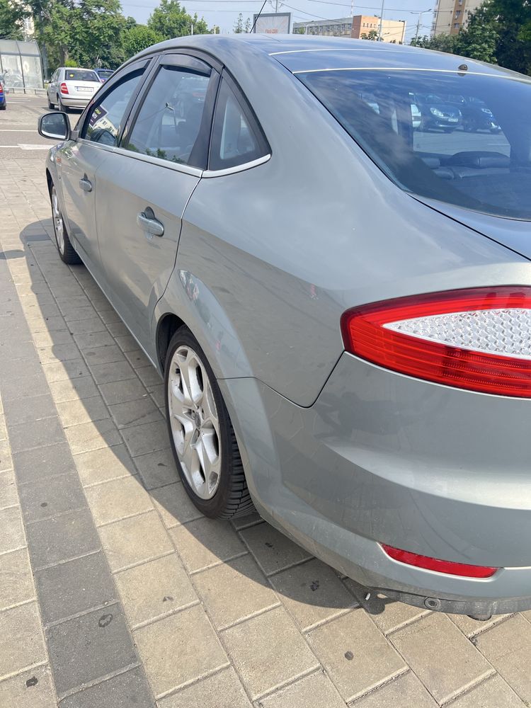 Ford mondeo titanium